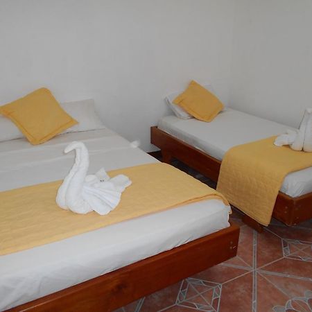 El Descanso Del Petrel Puerto Ayora  Luaran gambar