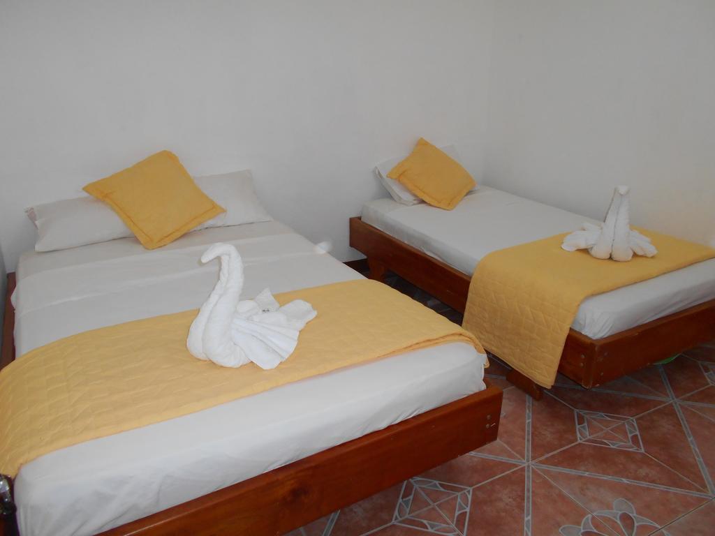 El Descanso Del Petrel Puerto Ayora  Luaran gambar