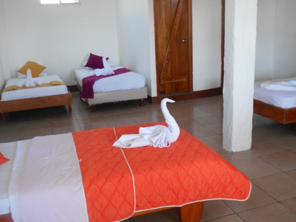 El Descanso Del Petrel Puerto Ayora  Luaran gambar