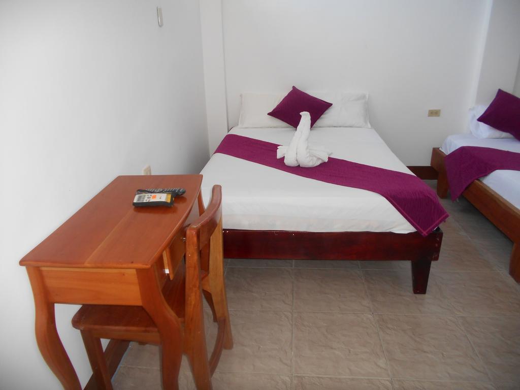 El Descanso Del Petrel Puerto Ayora  Luaran gambar